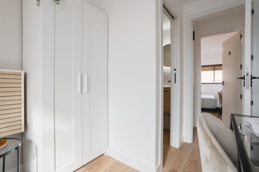 Private room in Madrid photo 4