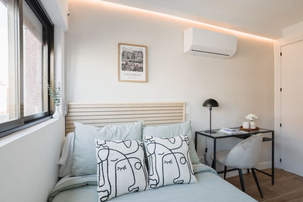 Private room in Madrid photo 2