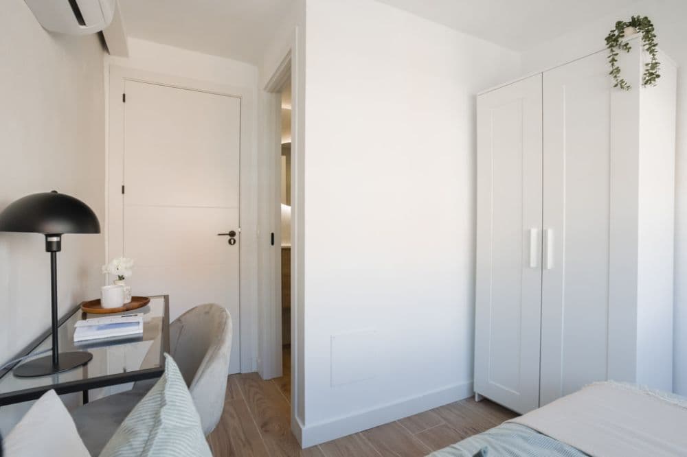 Private room in Madrid photo 4