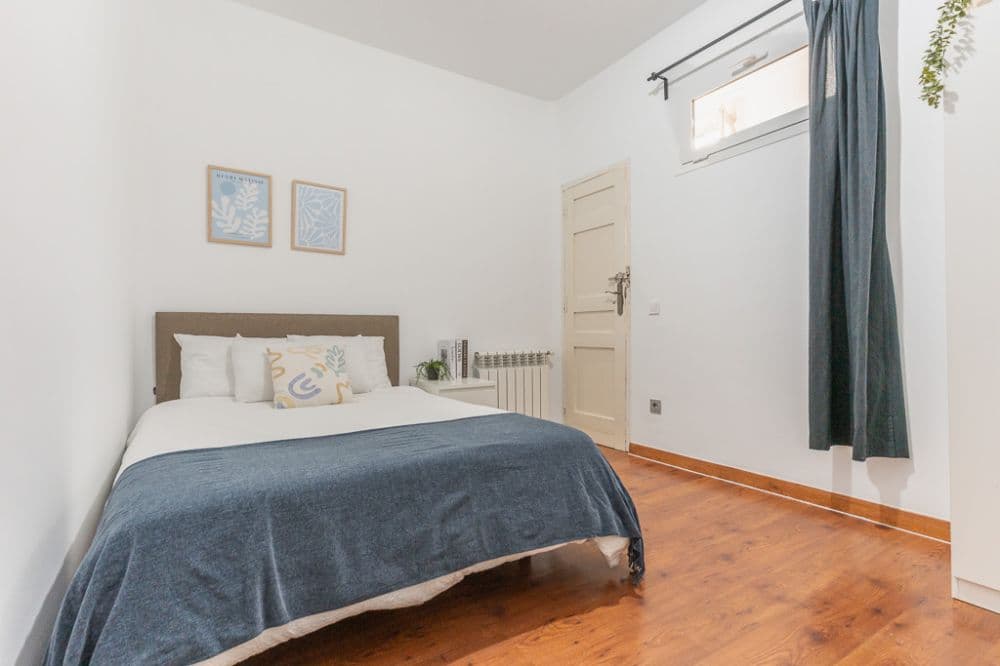 Private room in Madrid photo 4