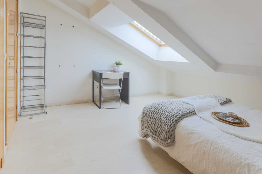 Private room in Madrid photo 4