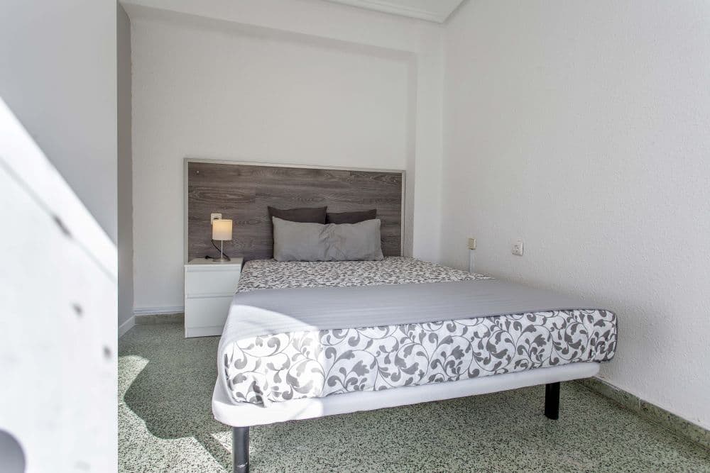 Private room in Valencia photo 4