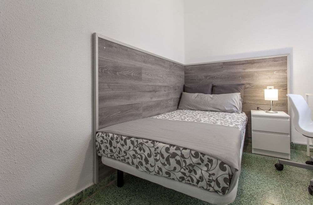 Private room in Valencia photo 3