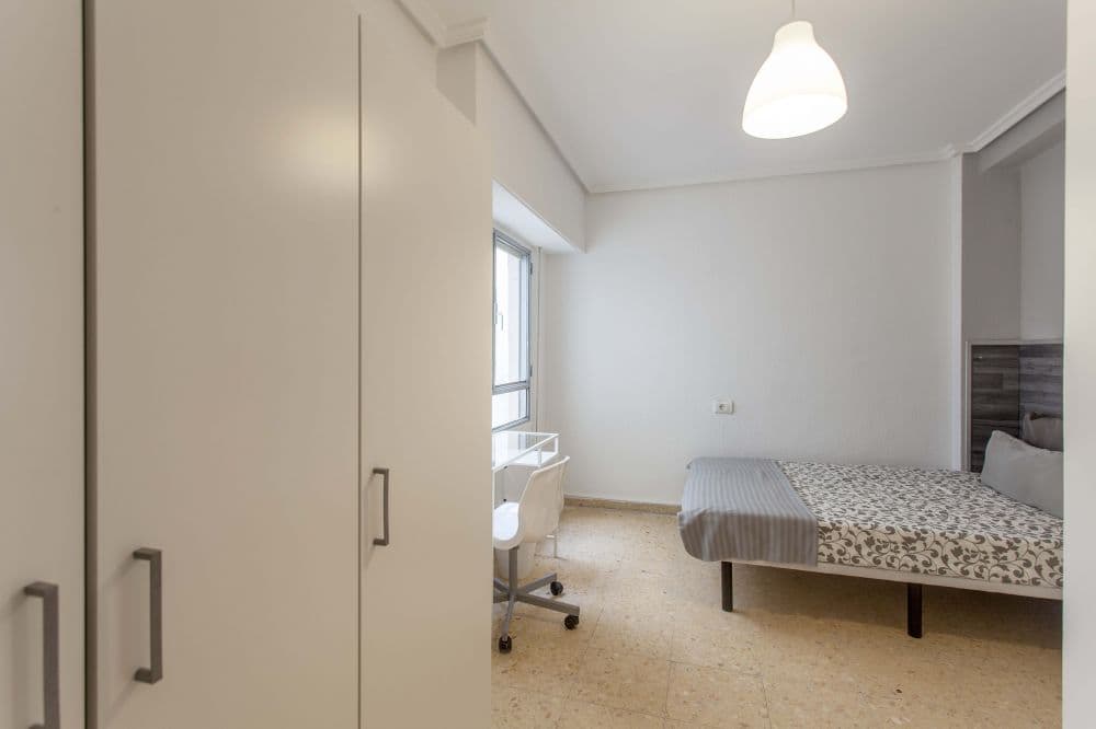 Private room in Valencia photo 4