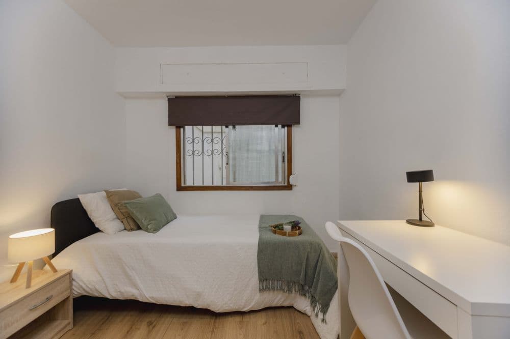 Private room in Valencia photo 2