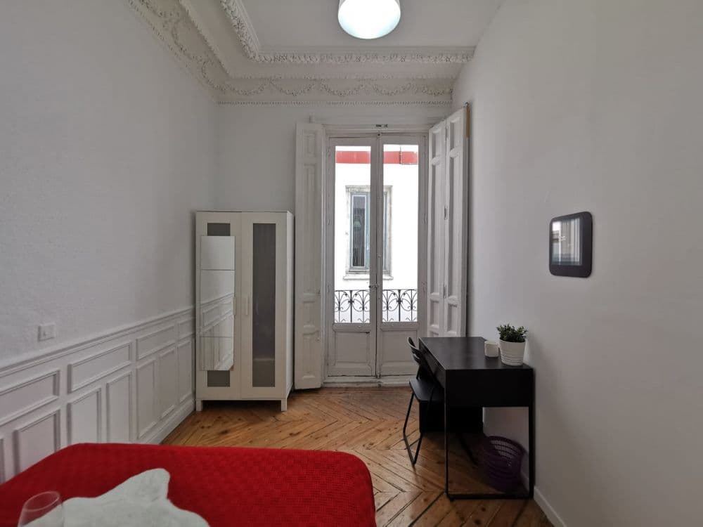 Private room in Madrid photo 5