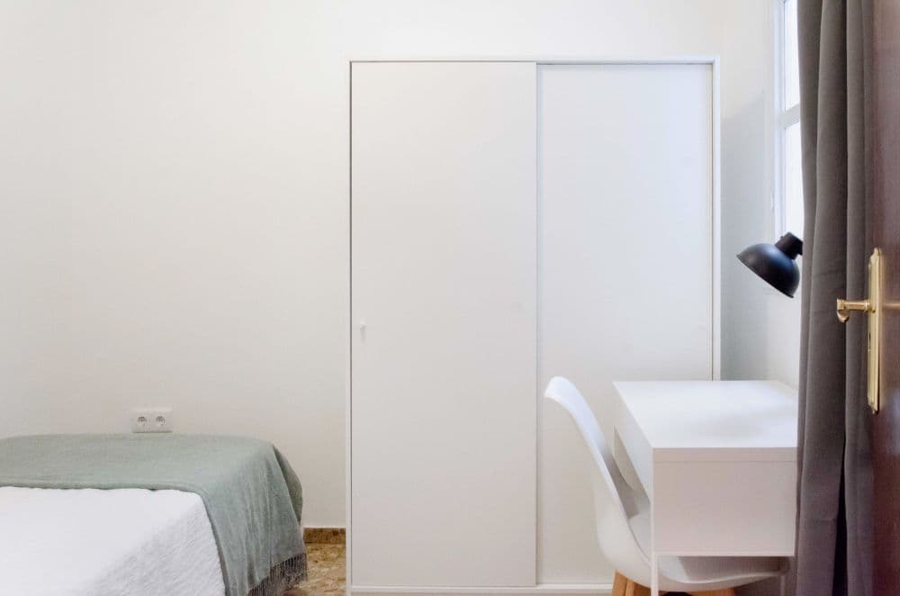 Private room in Valencia photo 2
