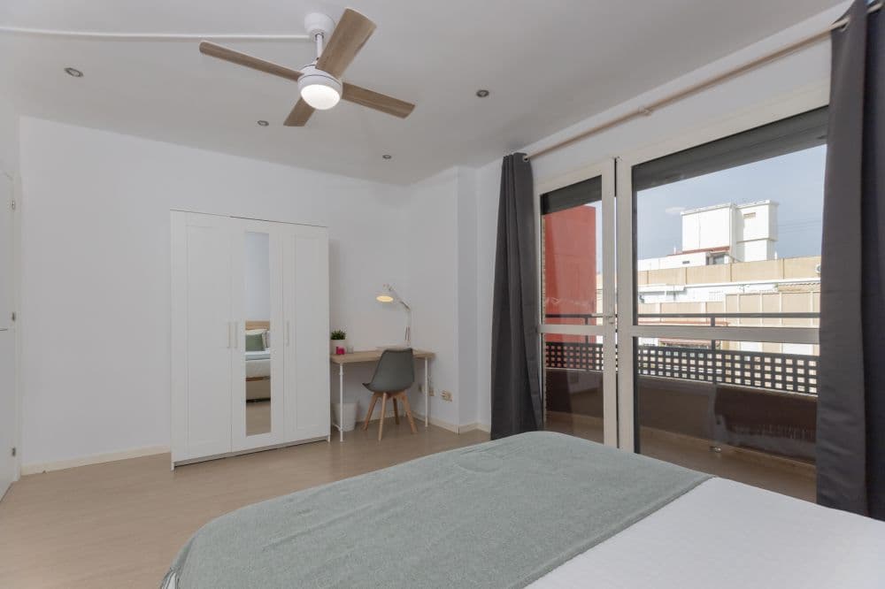 Private room in Valencia photo 5