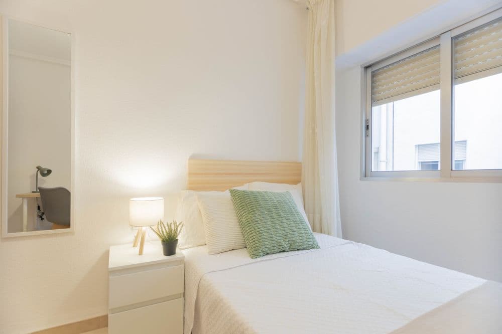 Private room in Valencia photo 5