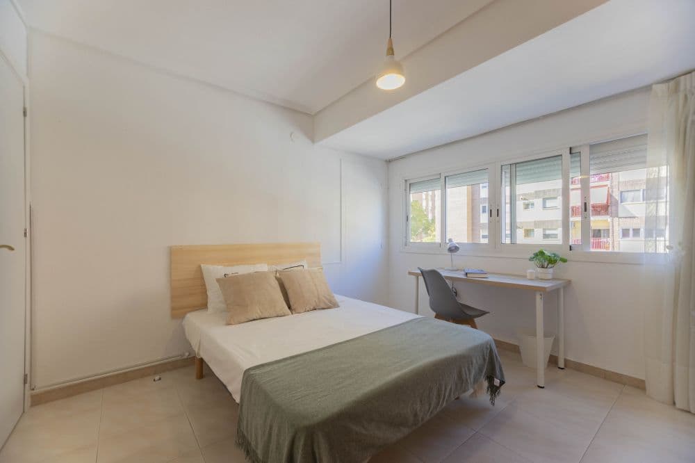 Private room in Valencia