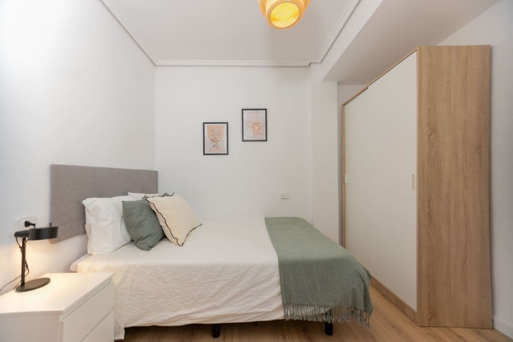 Private room in Valencia photo 2