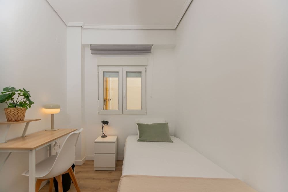 Private room in Valencia photo 2