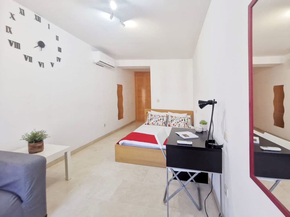 Shared room in Madrid photo 2