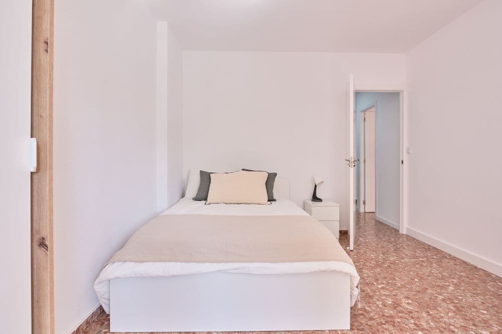 Private room in Valencia photo 2