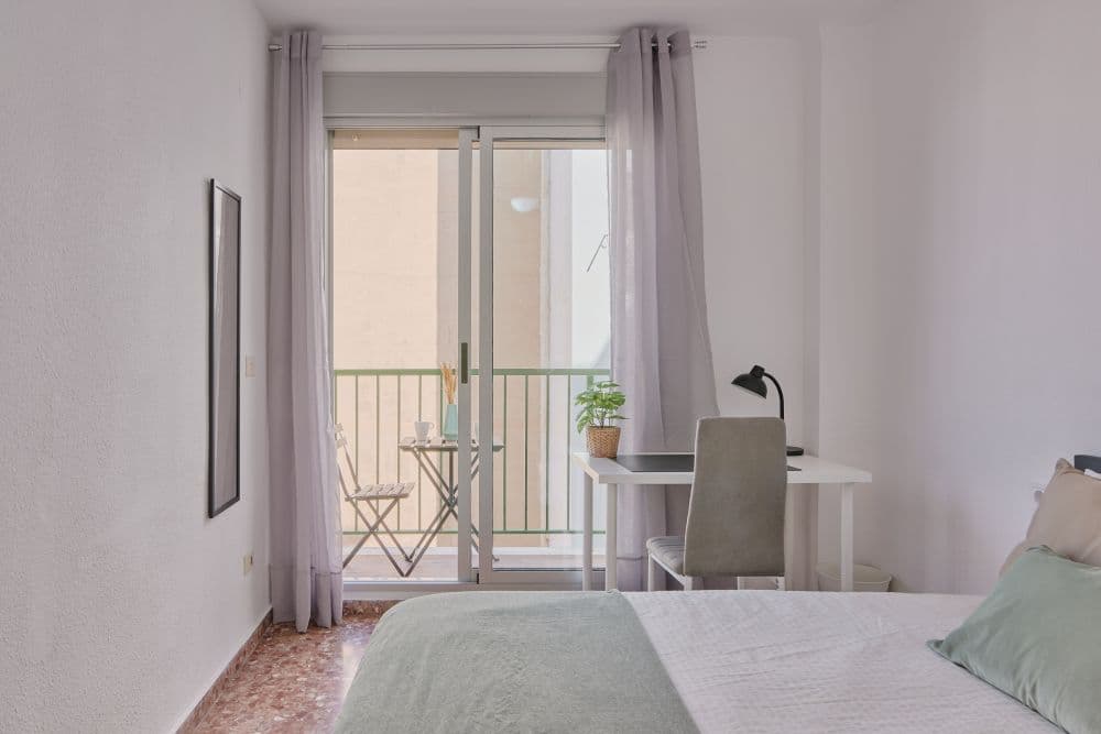 Private room in Valencia photo 2