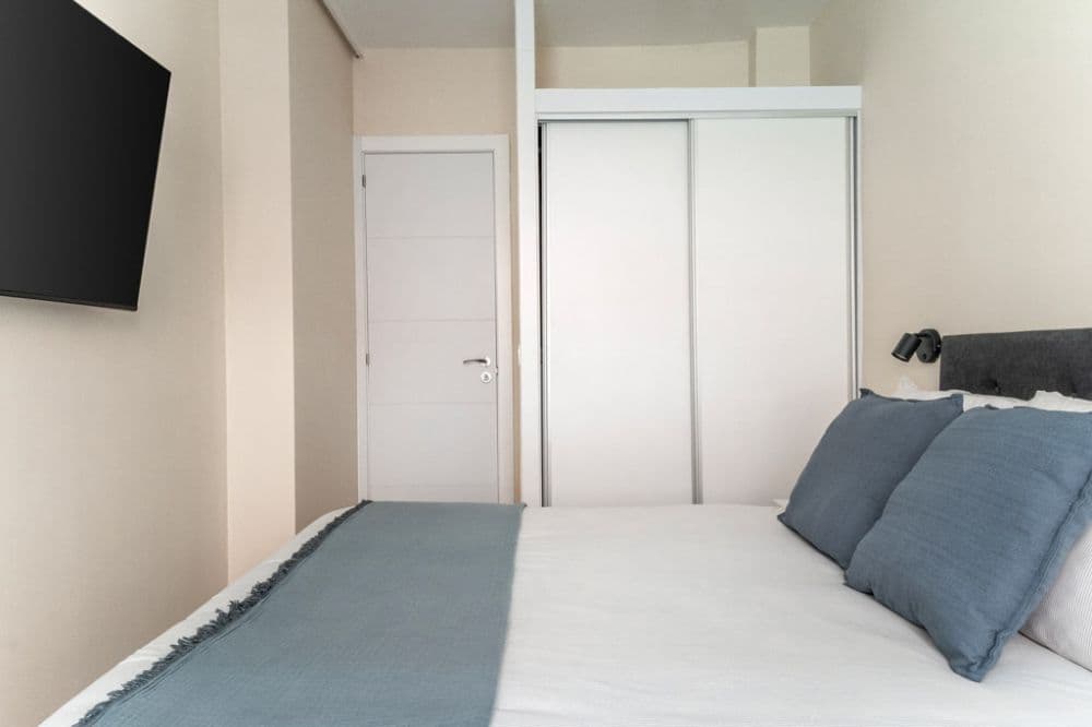 Private room in Madrid photo 5