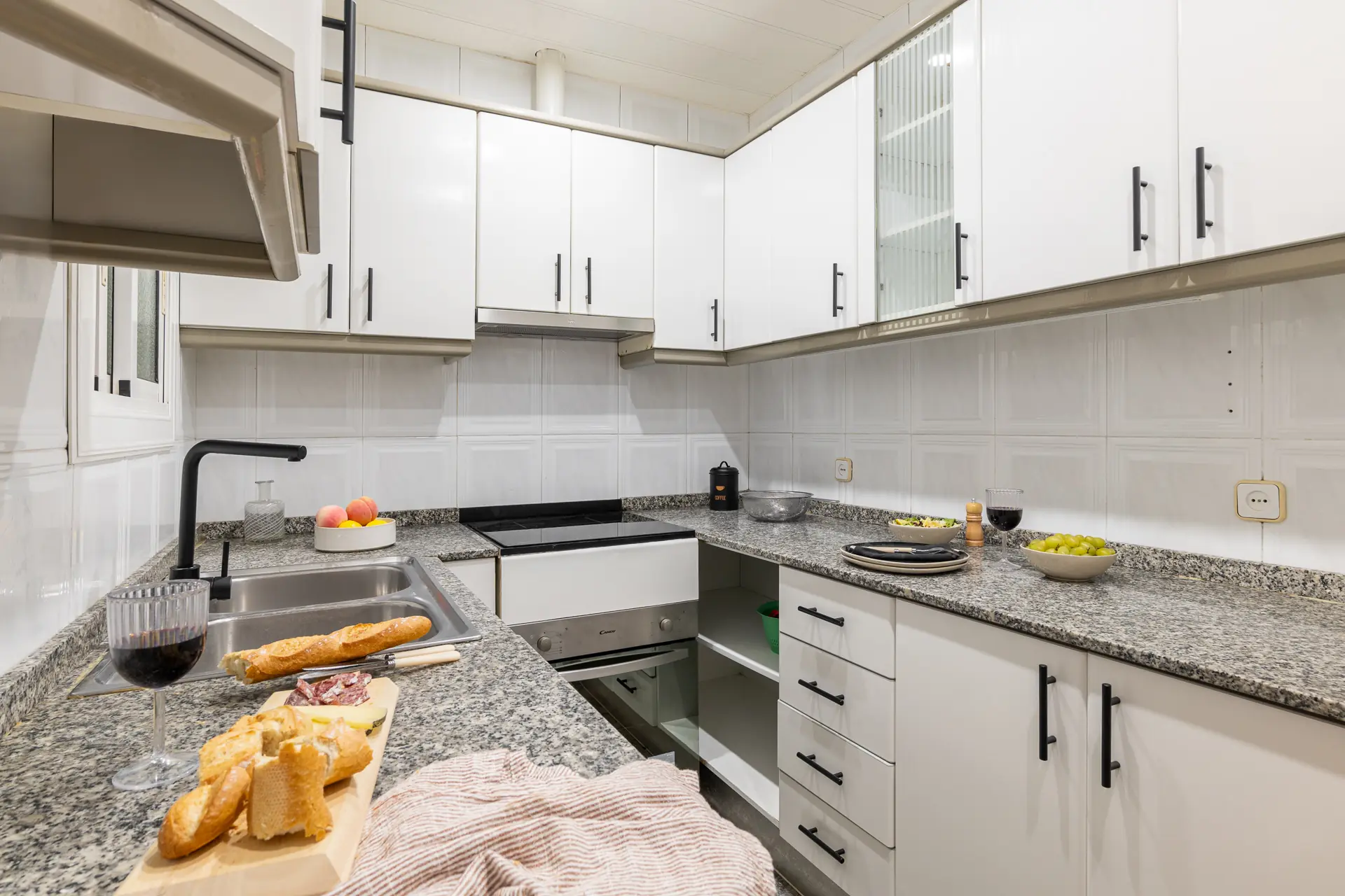 Private room in Barcelona photo 3