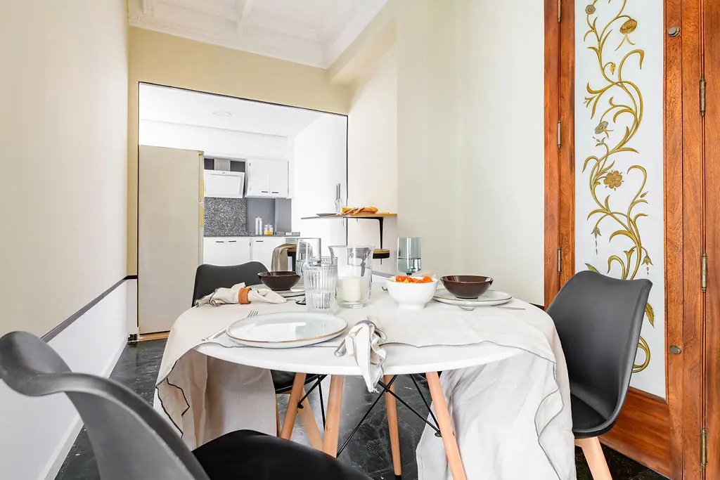 Shared Room in Valencia photo 3