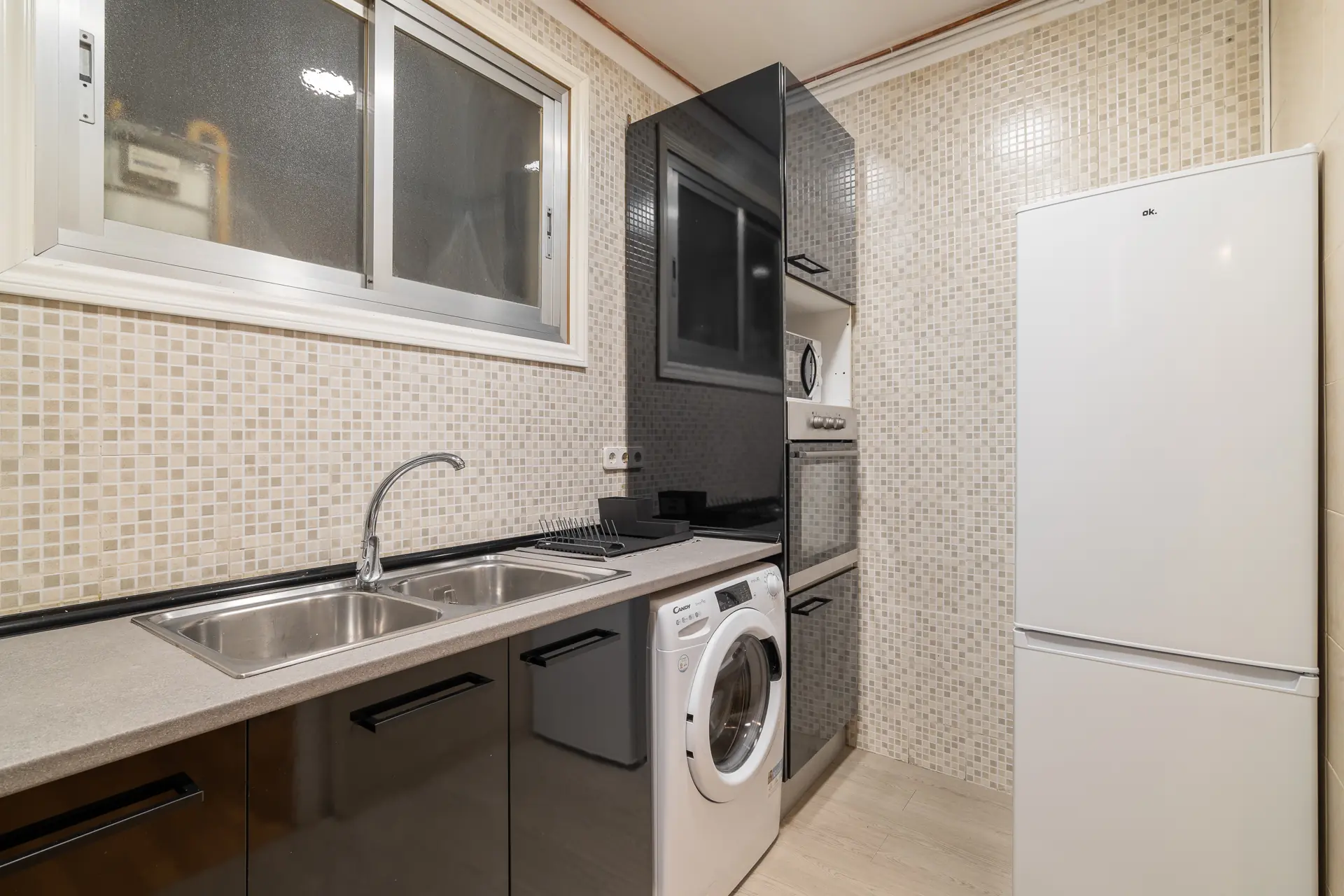 Shared Room in Barcelona photo 5