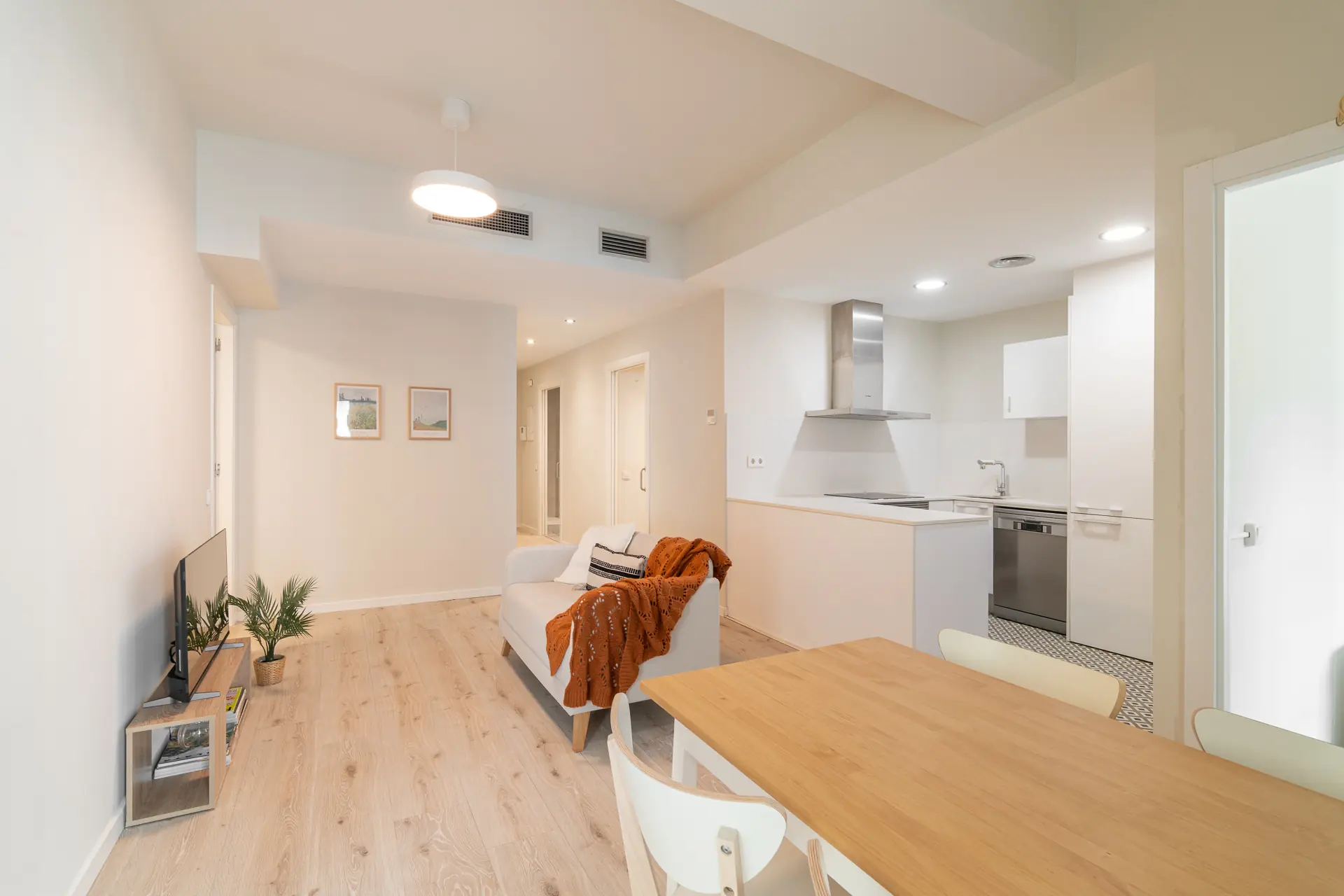 Shared Room in Barcelona photo 5