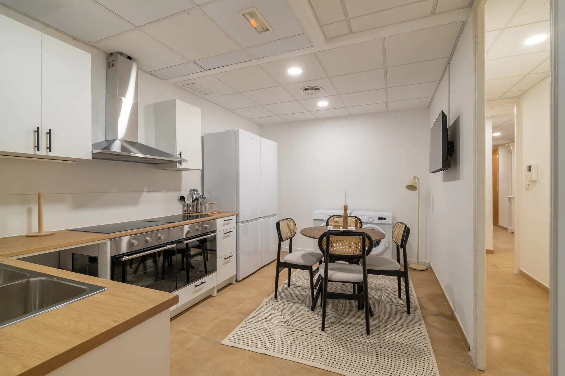 Shared Room in Barcelona photo 5