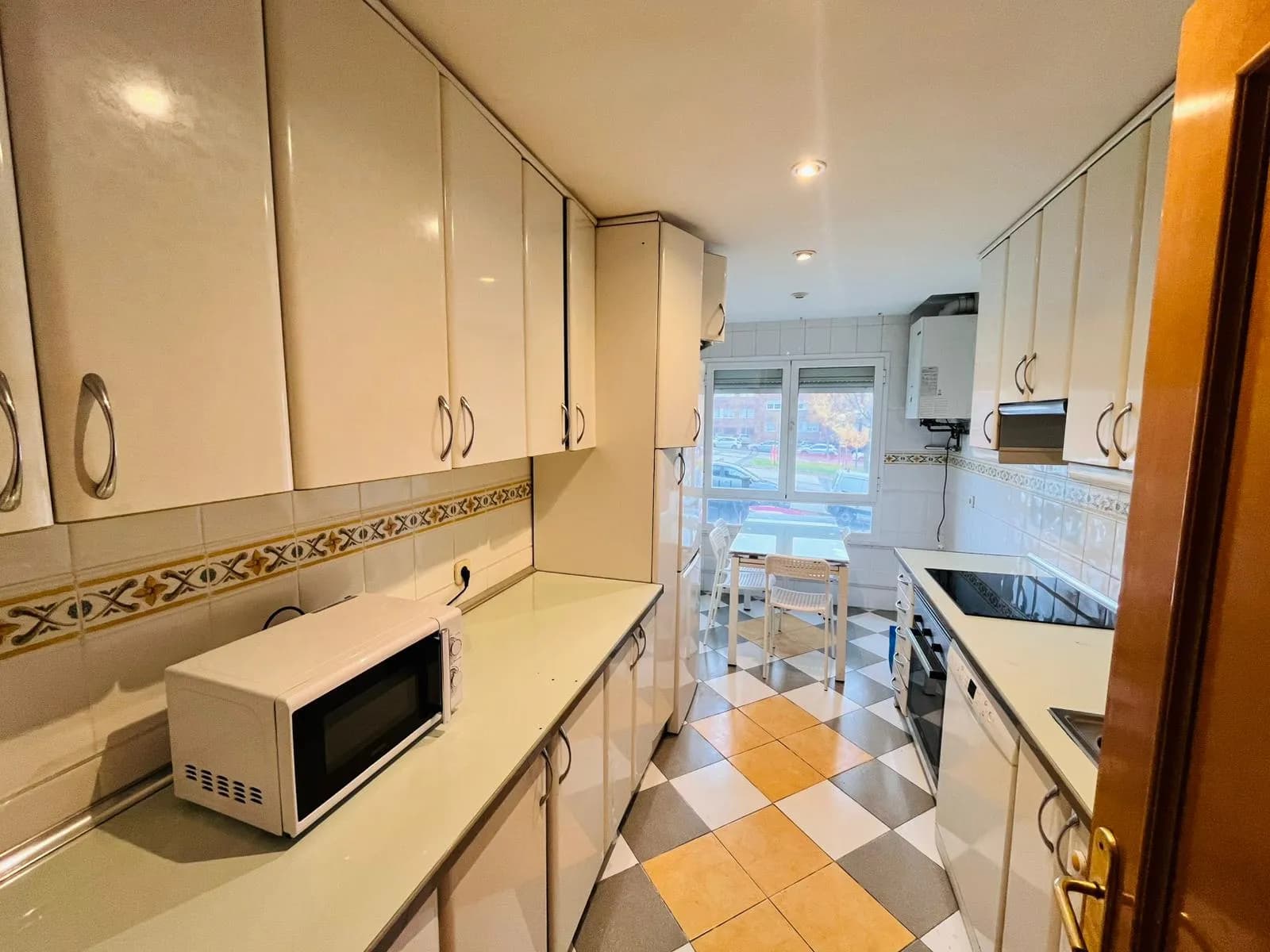 Kitchen 3