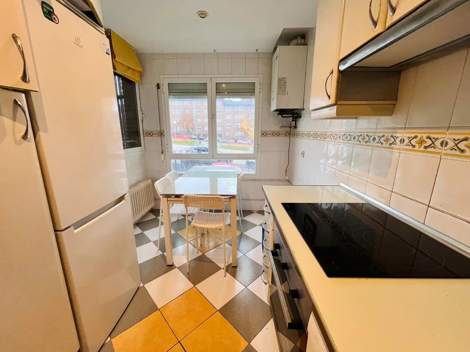 Kitchen 4
