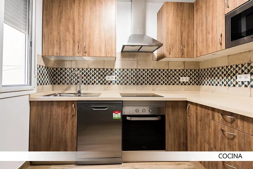 Shared Room in Seville photo 4