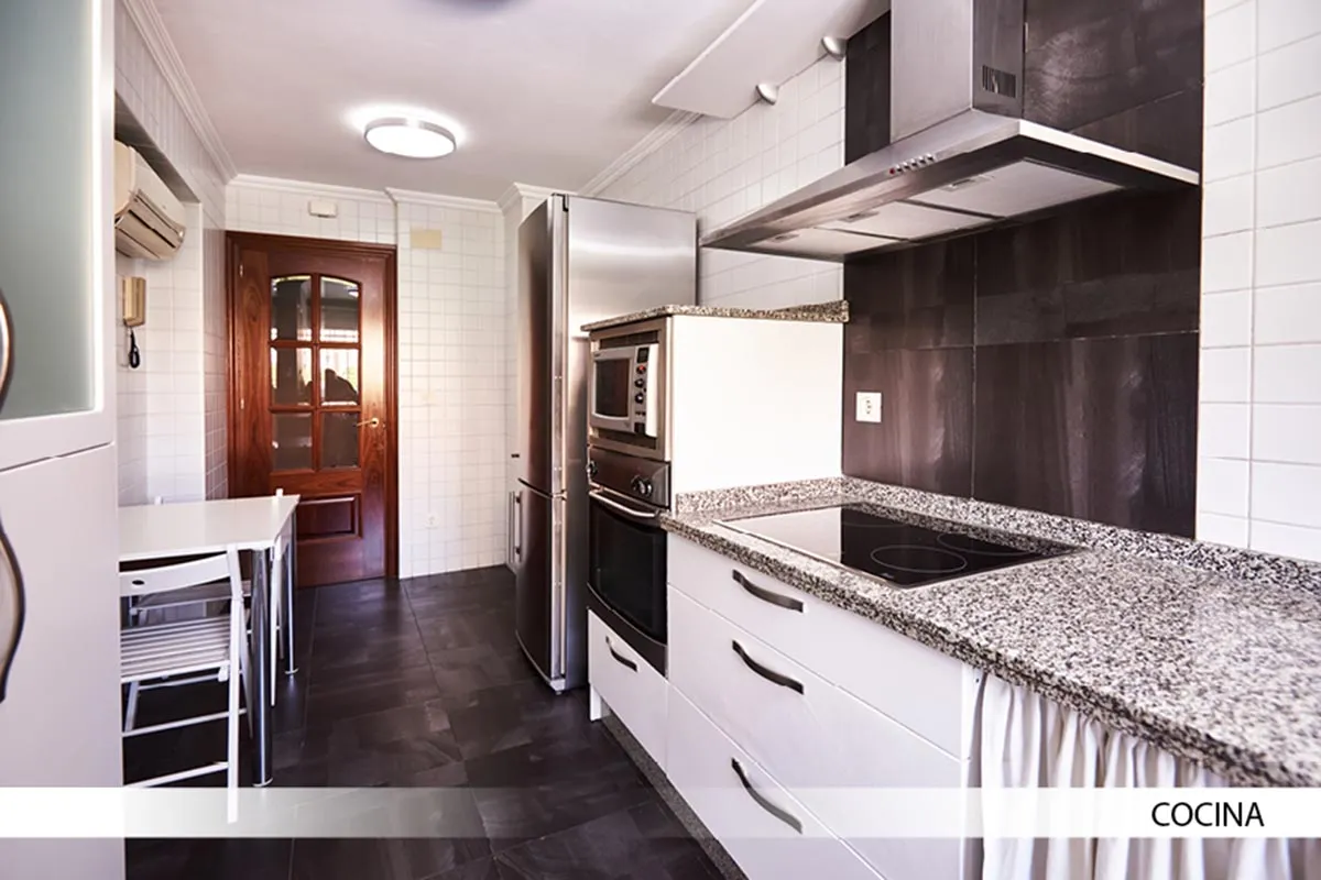 Shared Room in Seville photo 5