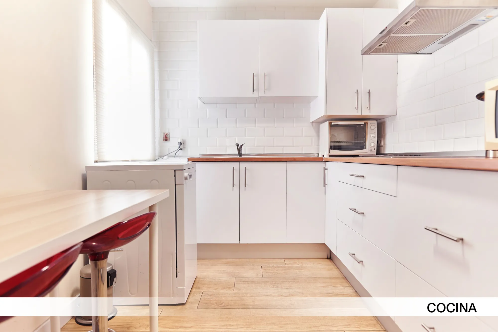 Shared Room in Seville photo 5