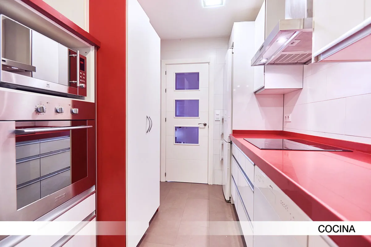 Shared Room in Seville photo 4