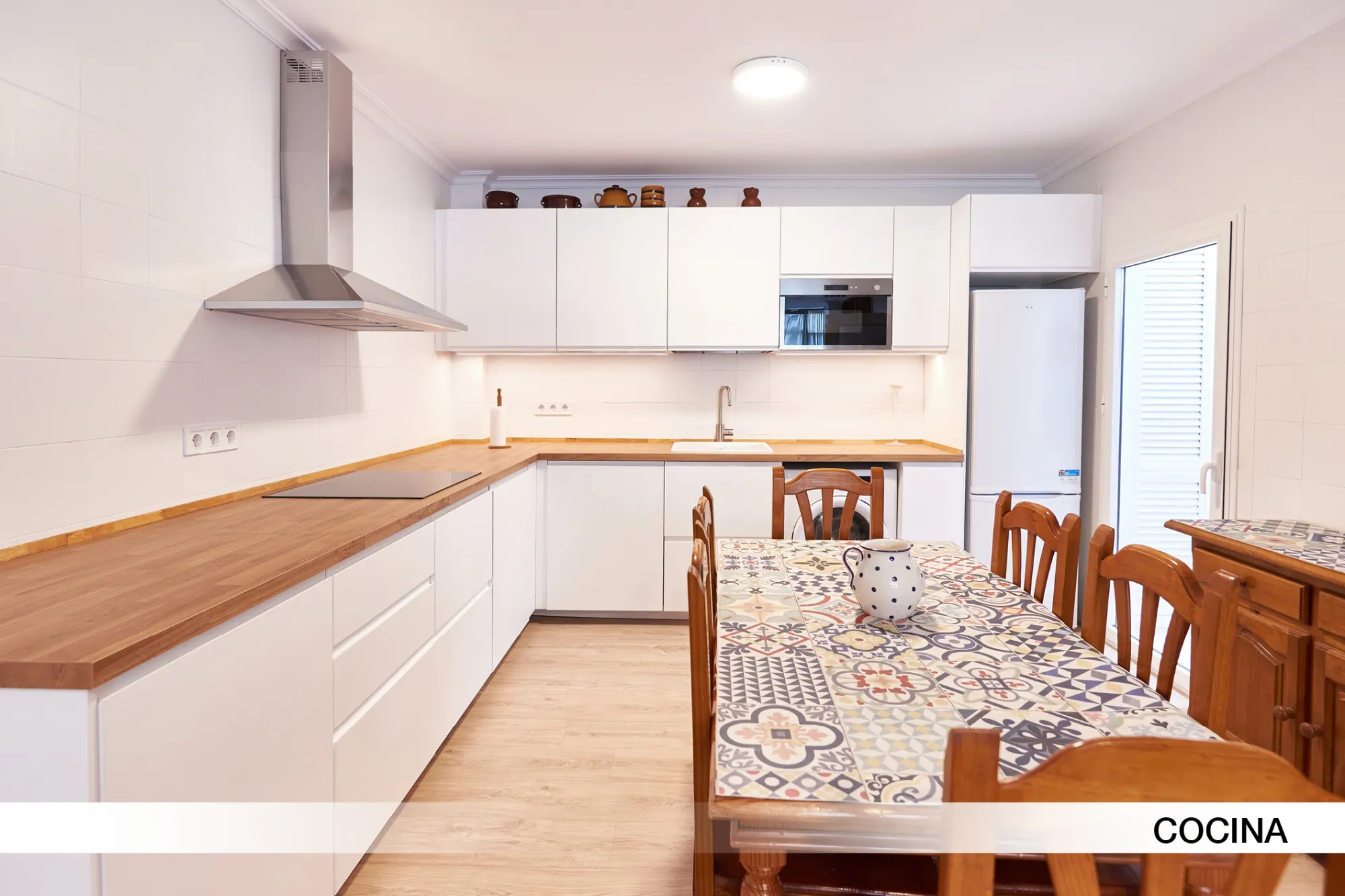 Shared Room in Seville photo 5