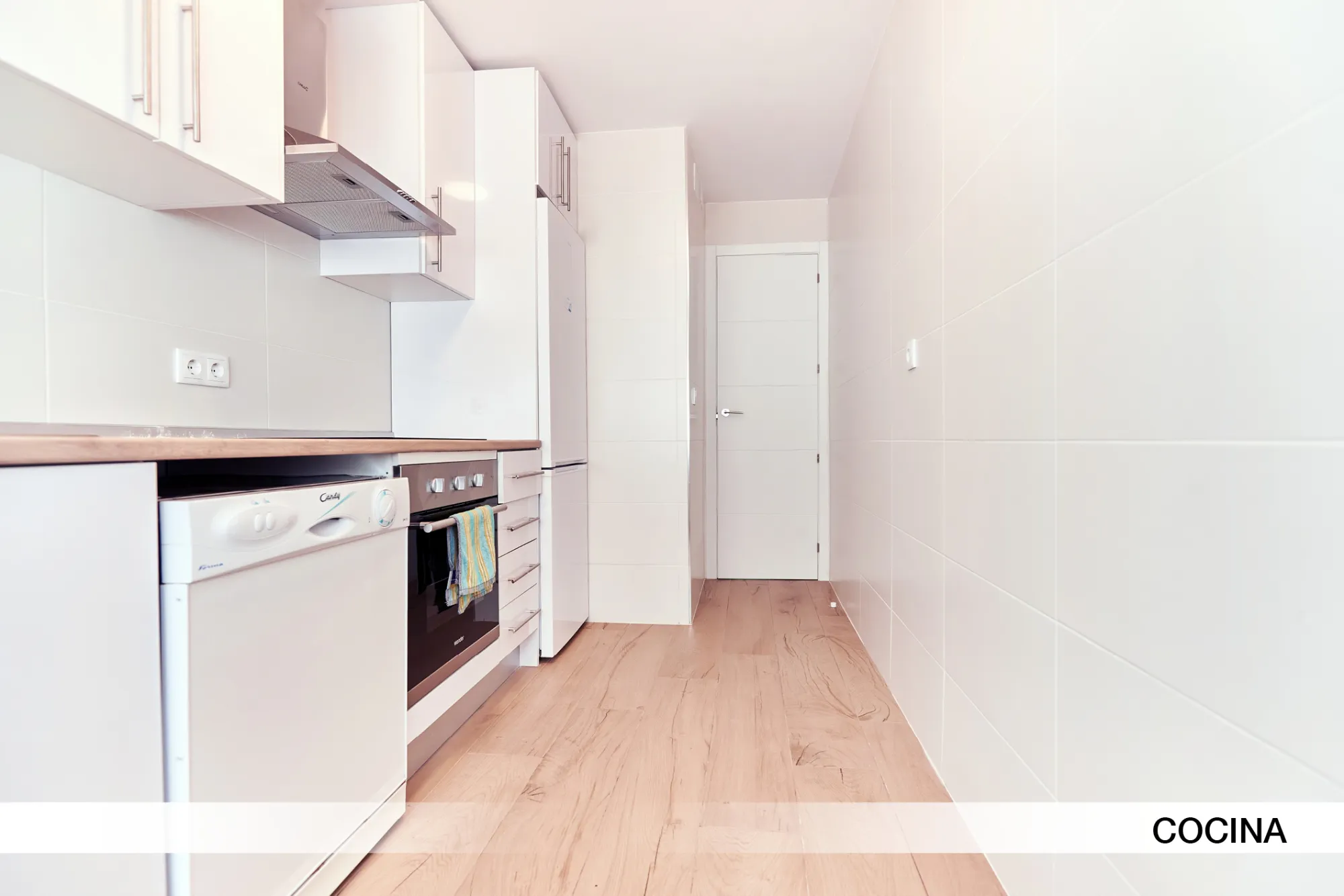 Shared Room in Seville photo 5