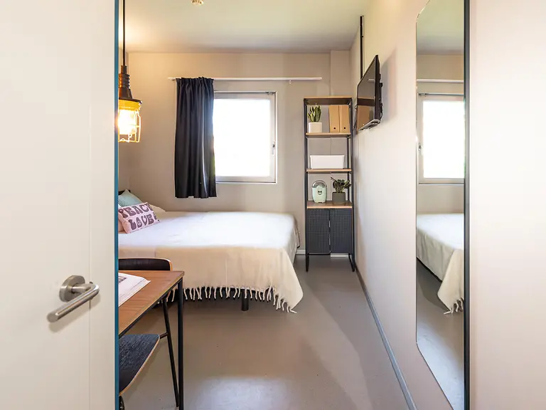 Standard with private bathroom in Barcelona 5