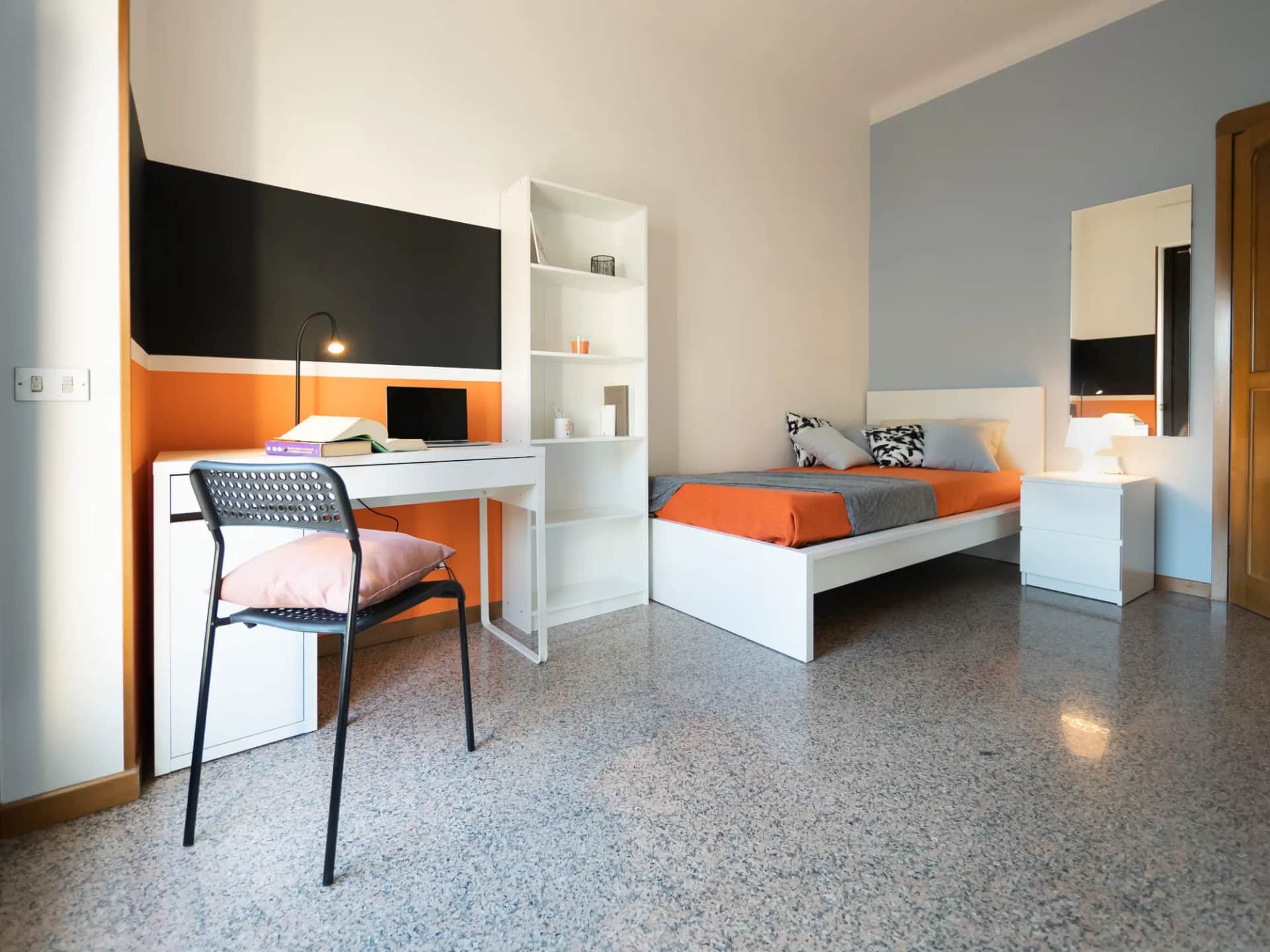 Private room in Lecco