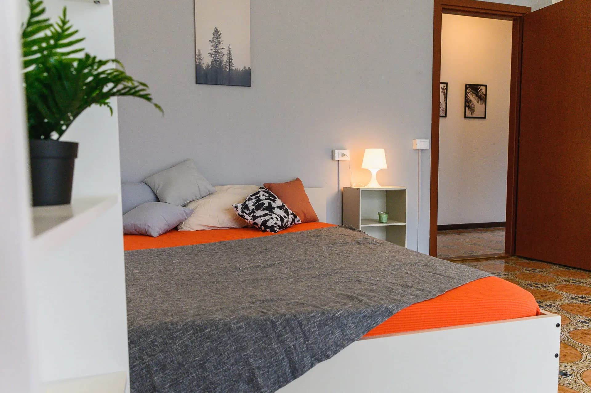 Private room in Lecco photo 3