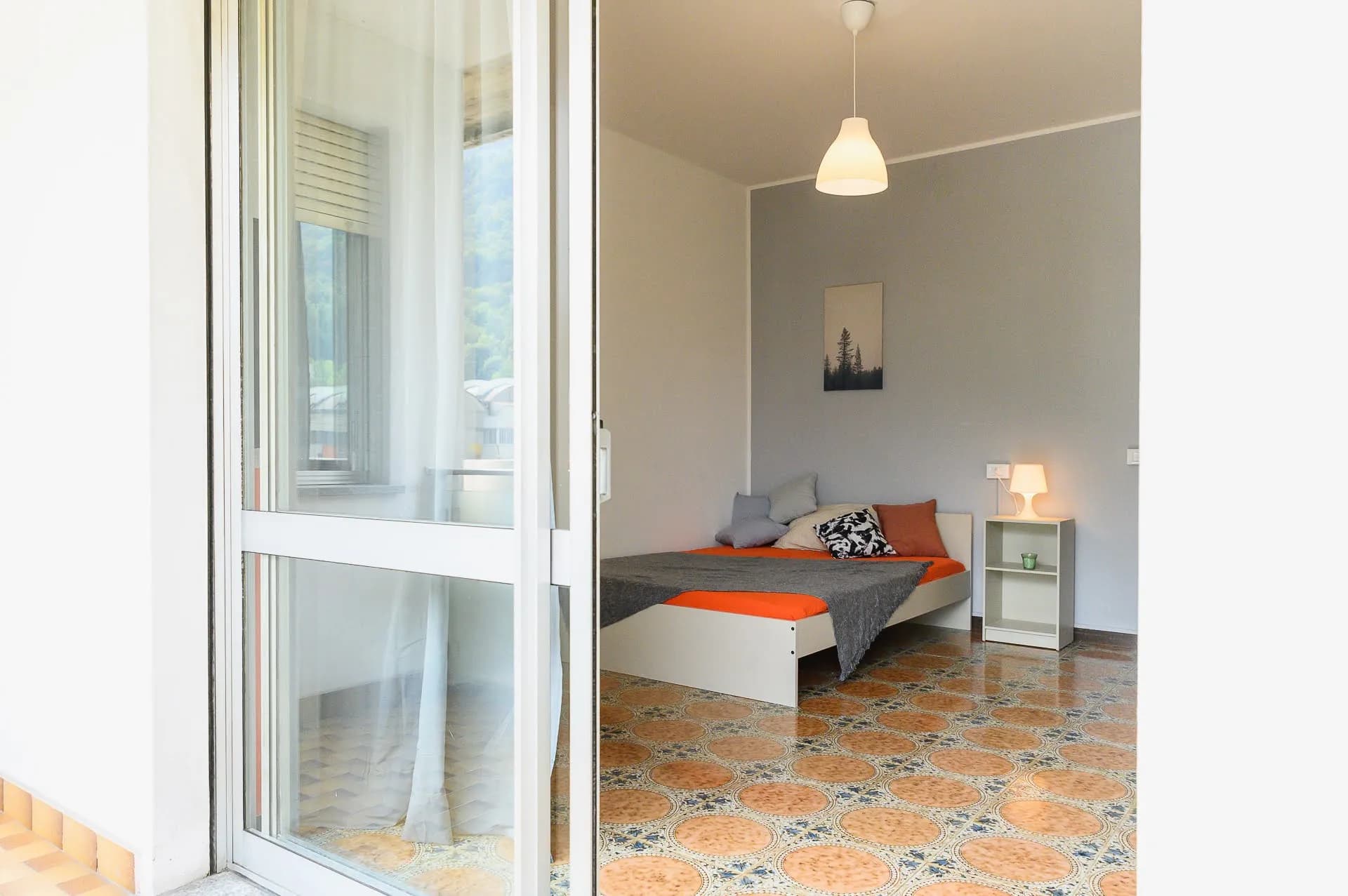 Private room in Lecco photo 5