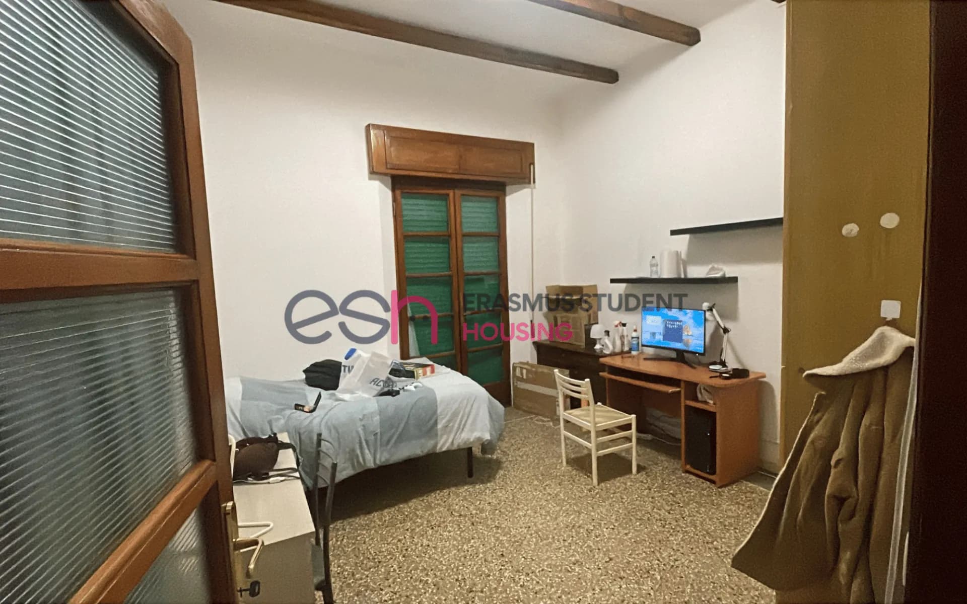 Shared Room in Pisa photo 3