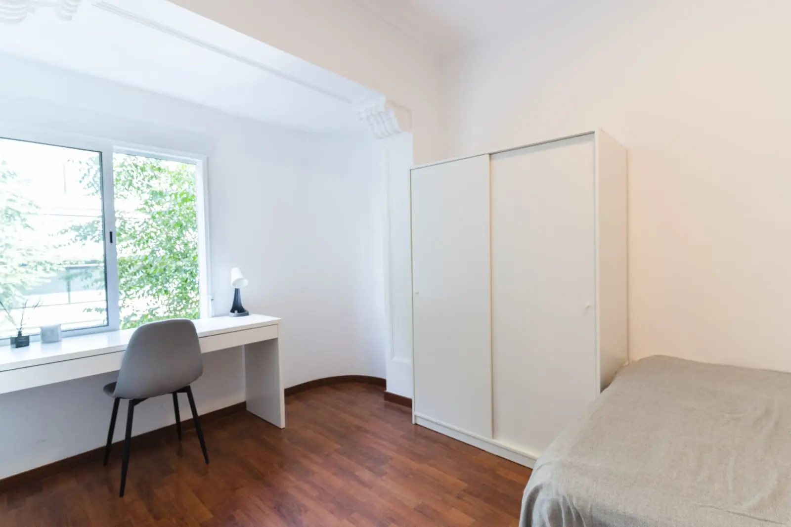 Shared Room in Barcelona photo 5