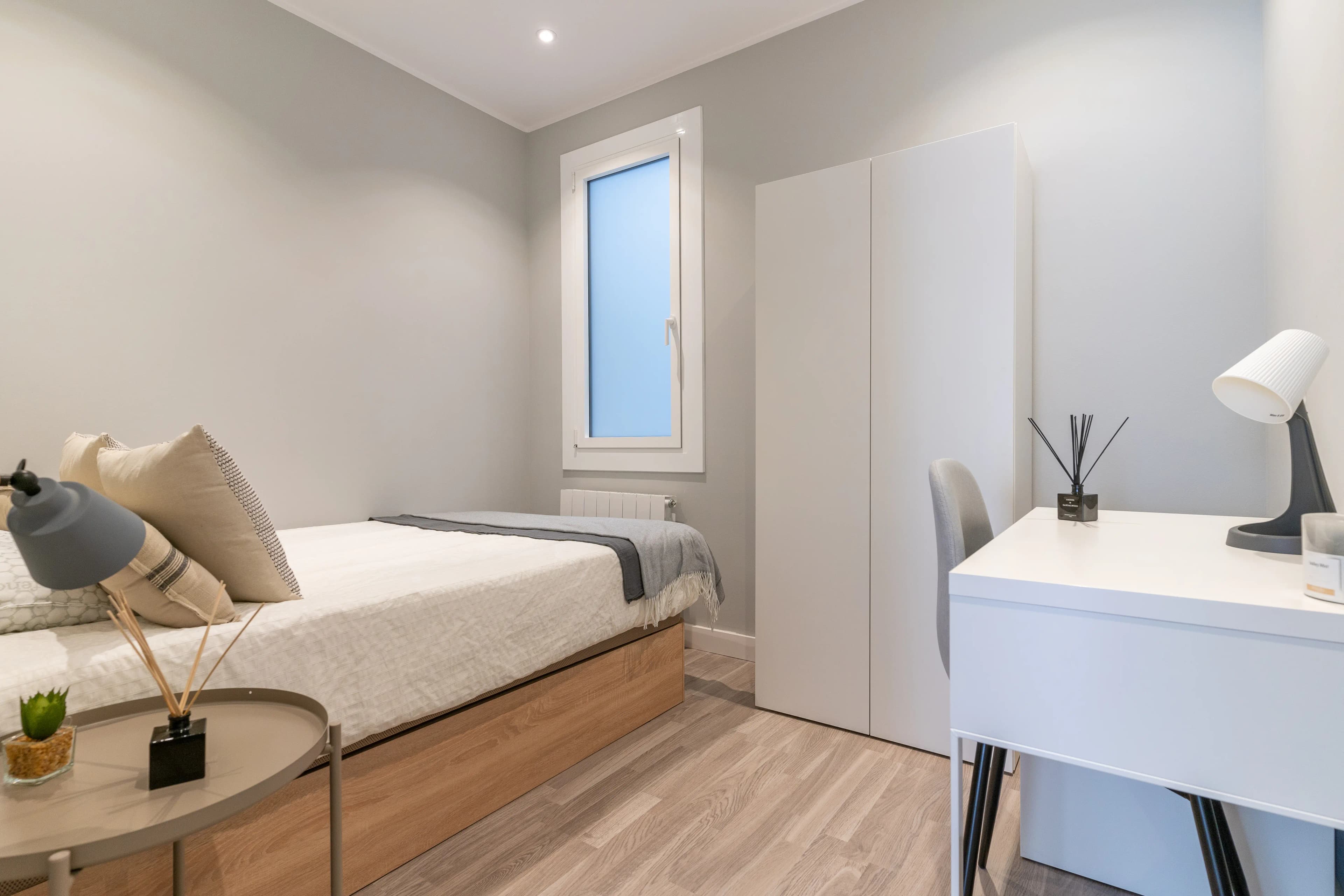 Shared Room in Barcelona photo 5