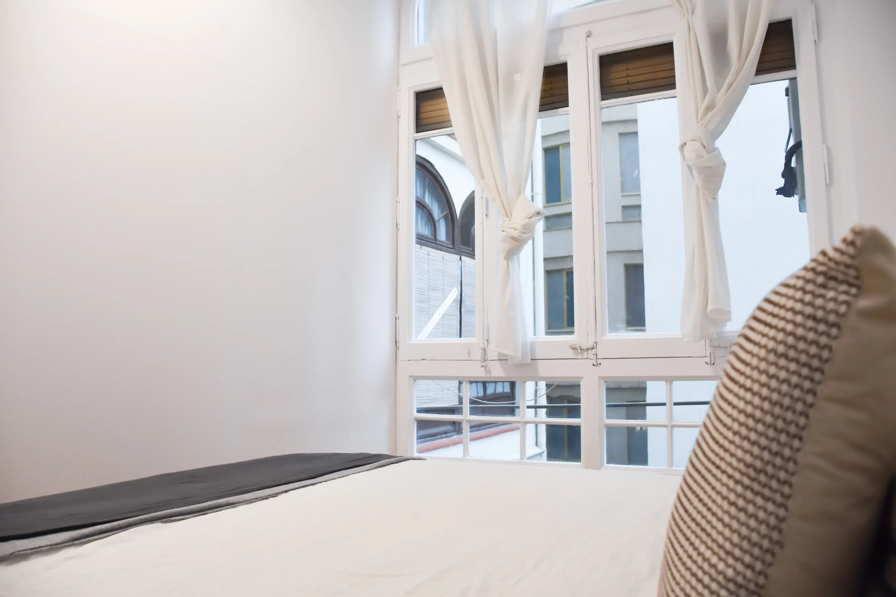 Shared Room in Barcelona photo 2