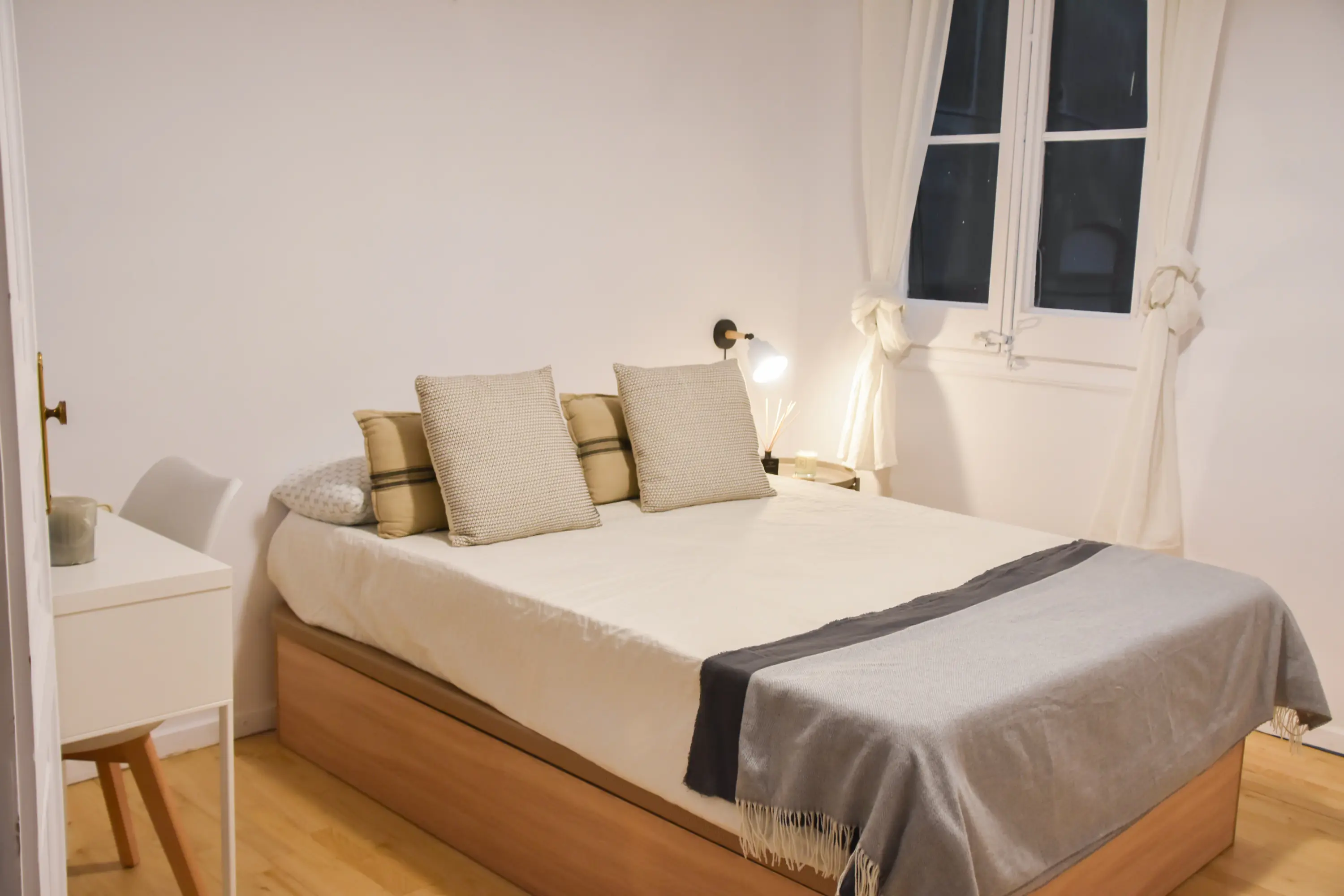 Shared Room in Barcelona photo 4