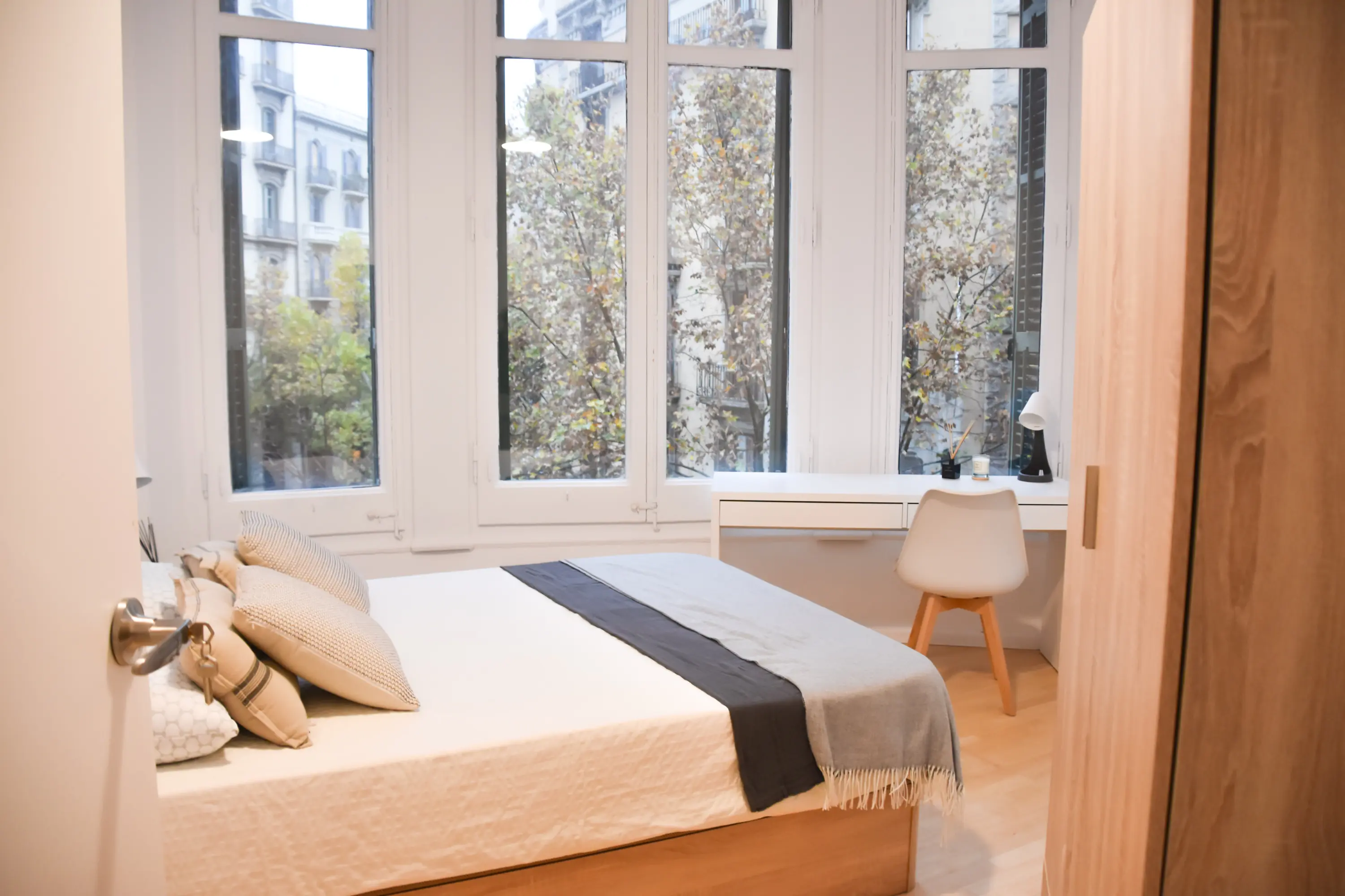 Shared Room in Barcelona photo 5