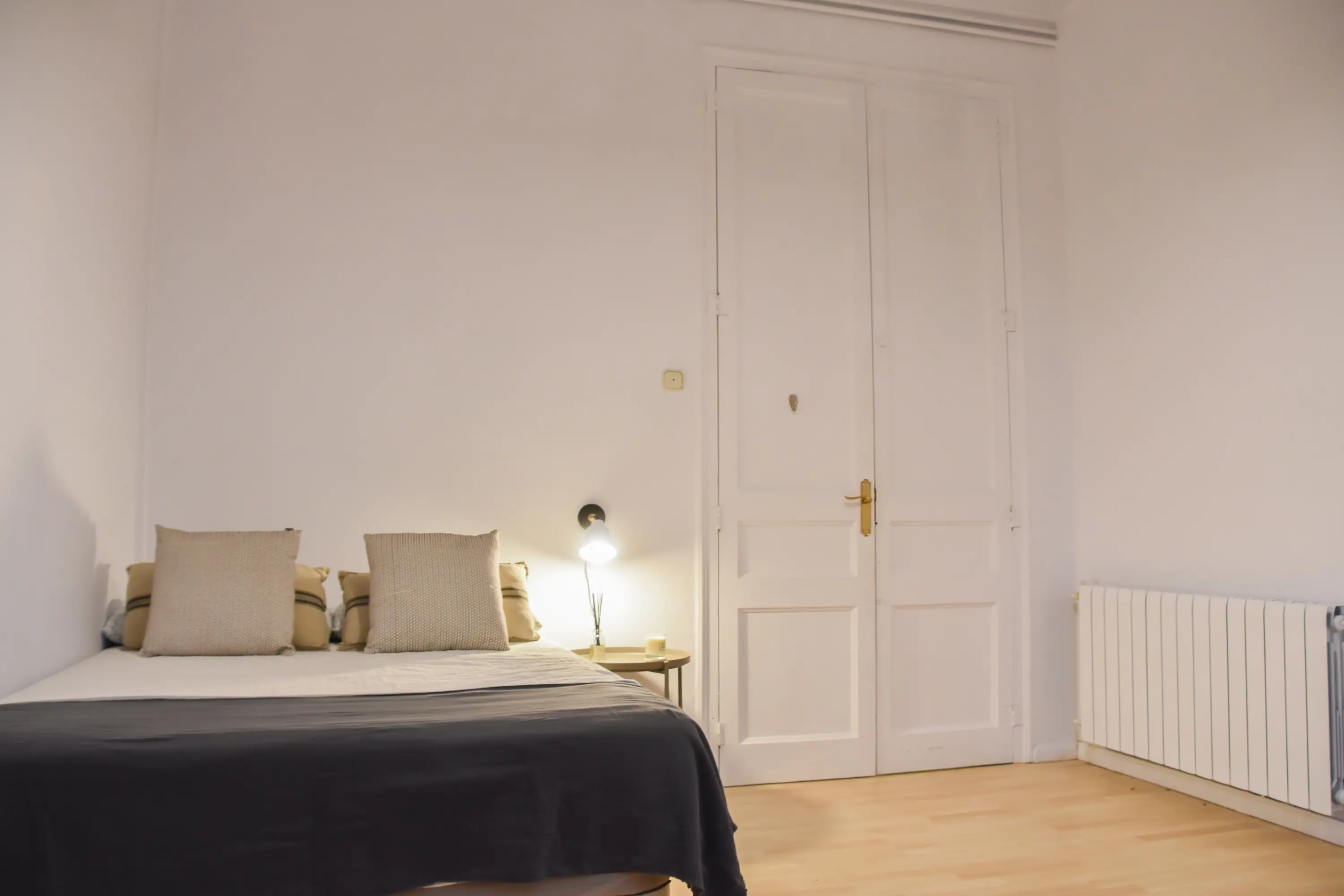 Shared Room in Barcelona photo 4