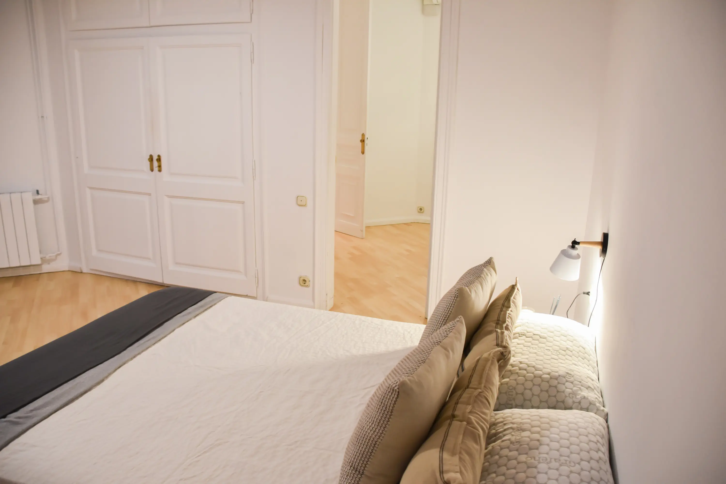 Shared Room in Barcelona photo 4