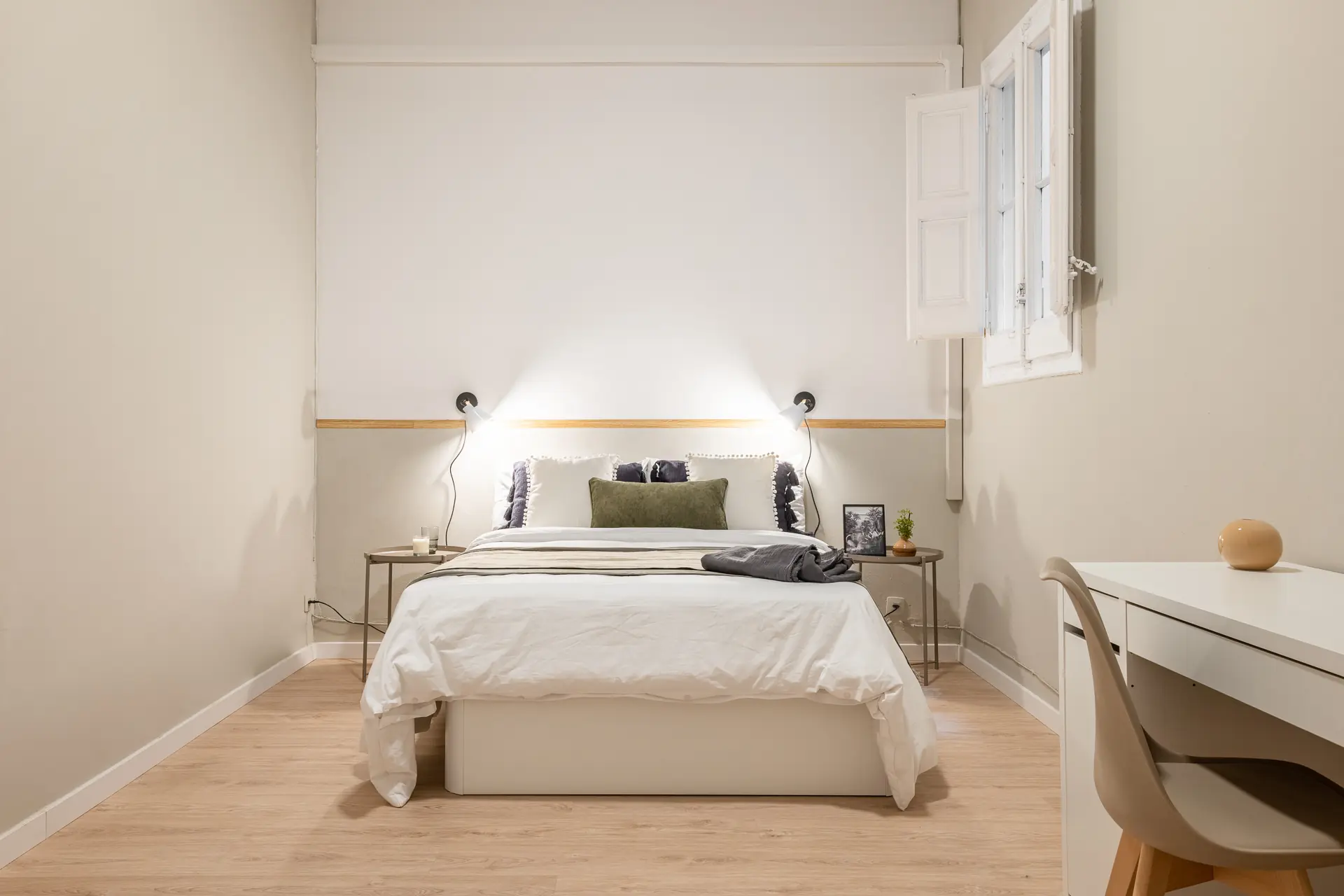 Shared Room in Barcelona photo 3