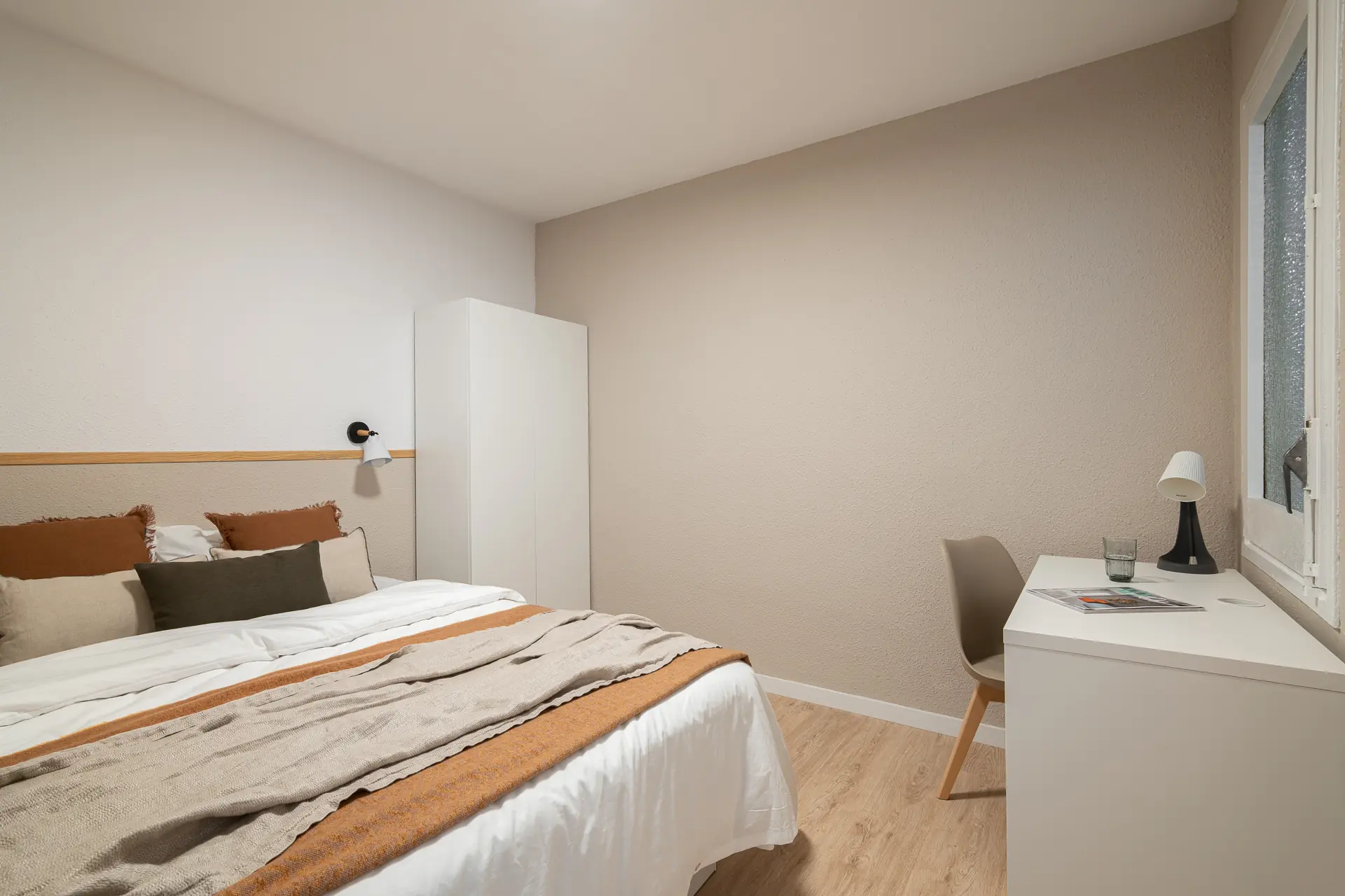 Shared Room in Barcelona photo 2