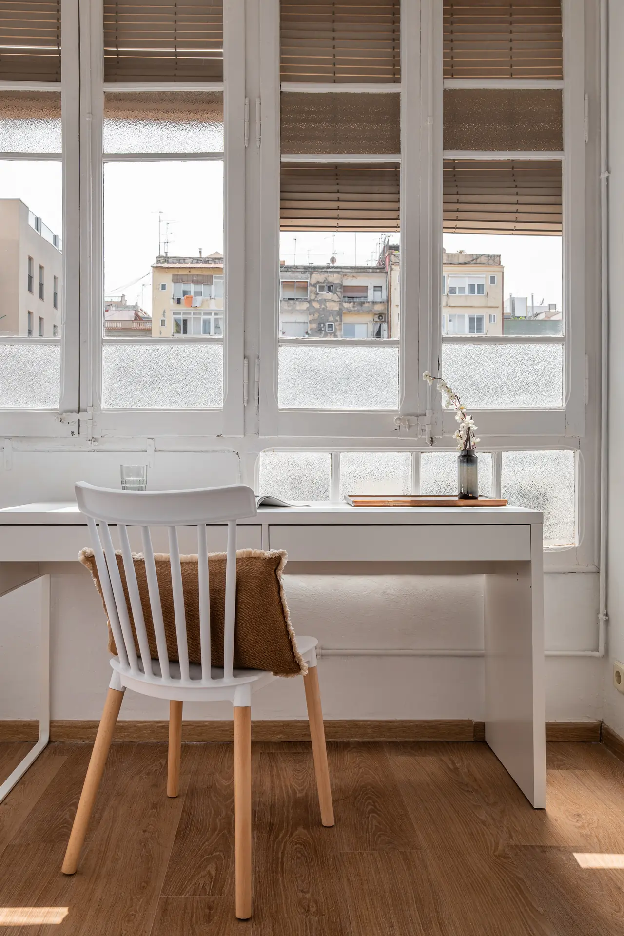 Shared Room in Barcelona photo 2