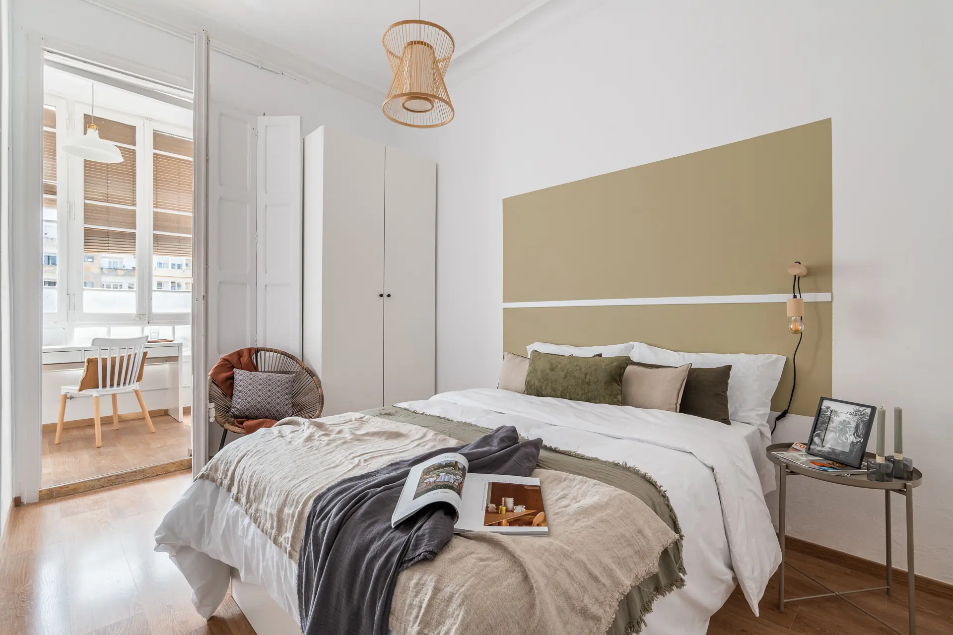 Shared Room in Barcelona photo 4