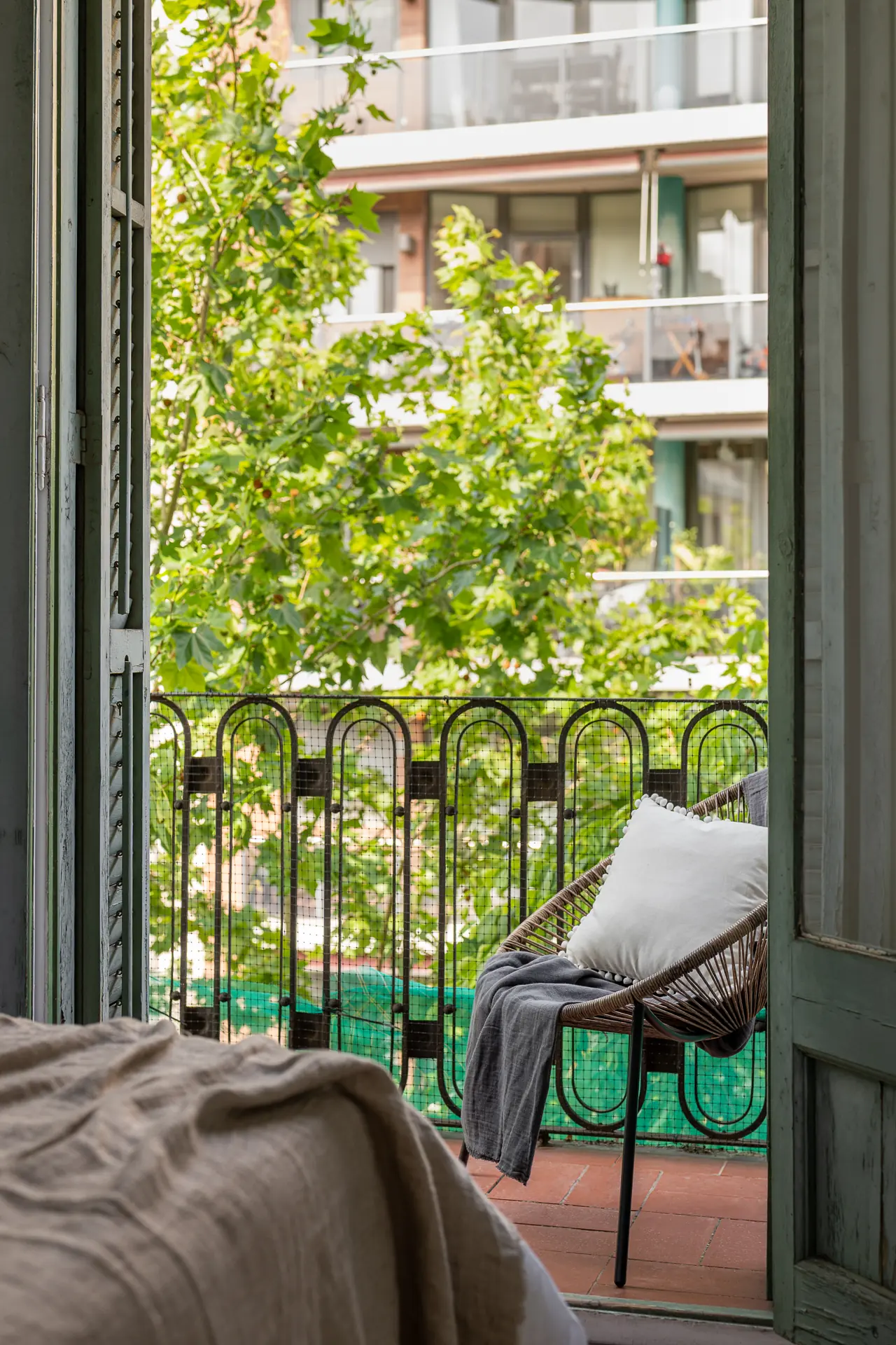 Shared Room in Barcelona photo 3